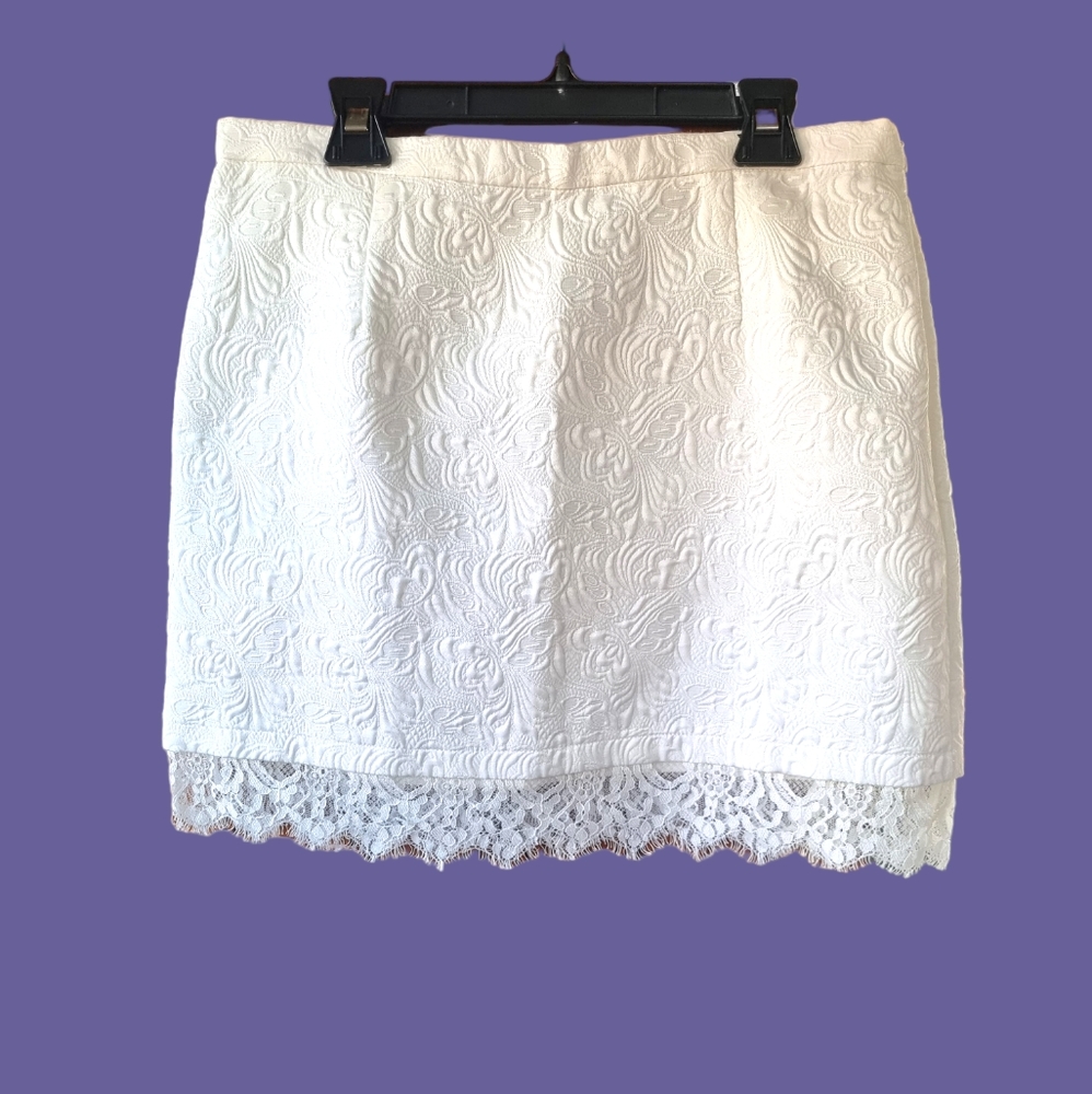 C'est Moi Lace Embossed Mini Skirt